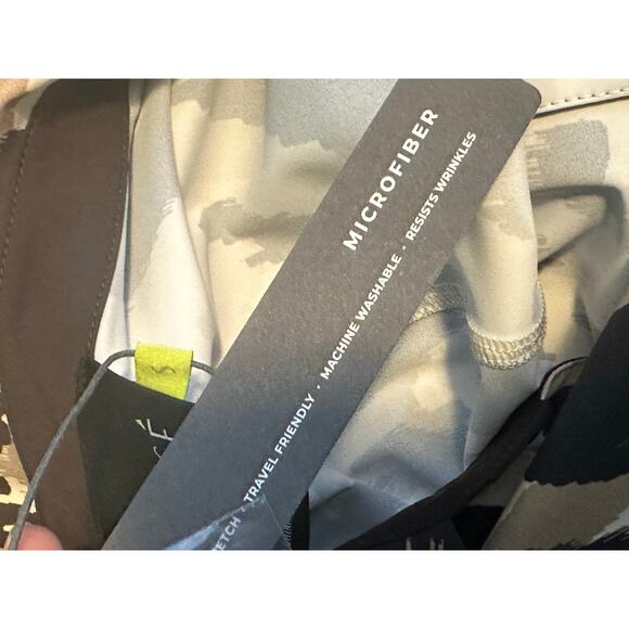 LYSSE animal print Connie slim button down long sleeves shirt size Small - Picture 9 of 16